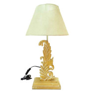 Επιτραπέζια λάμπα 55,5*30 εκ. ξύλινη ανάγλυφη βάση υφασμάτινο καπέλο 45-09